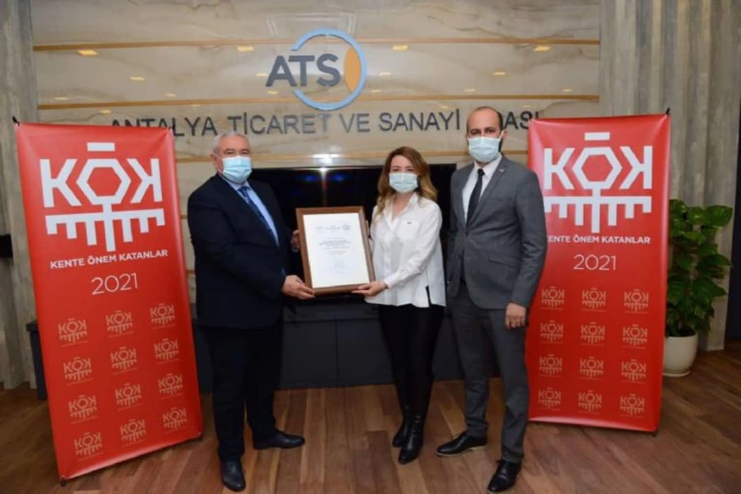 Antalya Chamber of Commerce and Industry (ATSO) Gives Importance to the City (KÖK) Award to E-vet Yazılım..